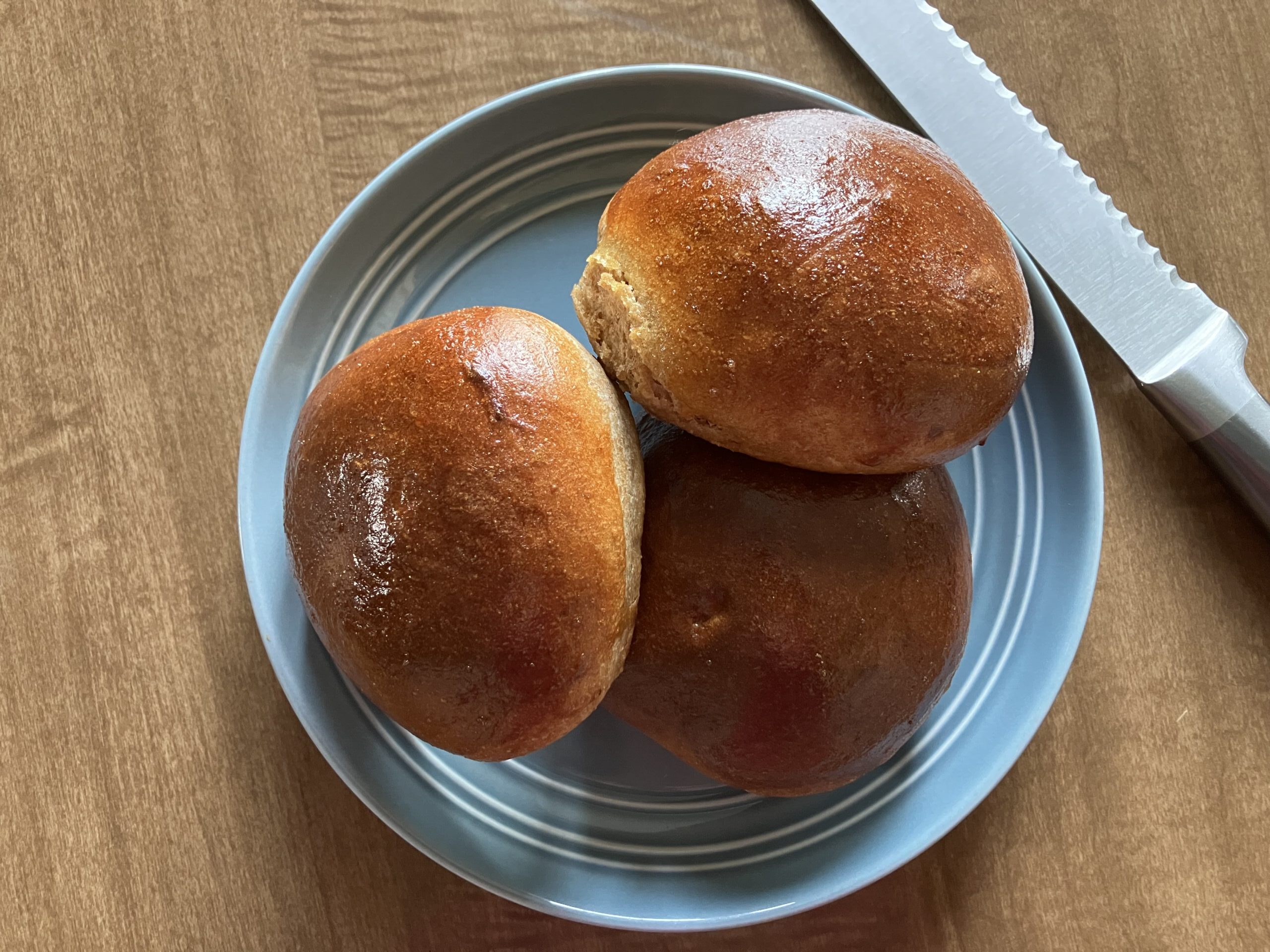 Fluffy and soft whole wheat hamburger buns